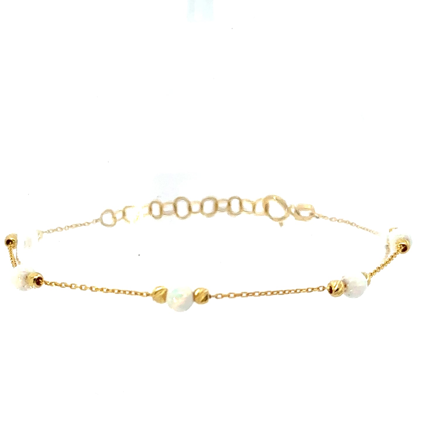Elegant Gold Chain Bracelet