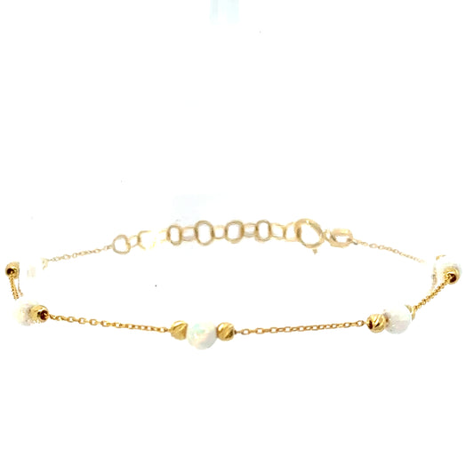 Elegant Gold Chain Bracelet